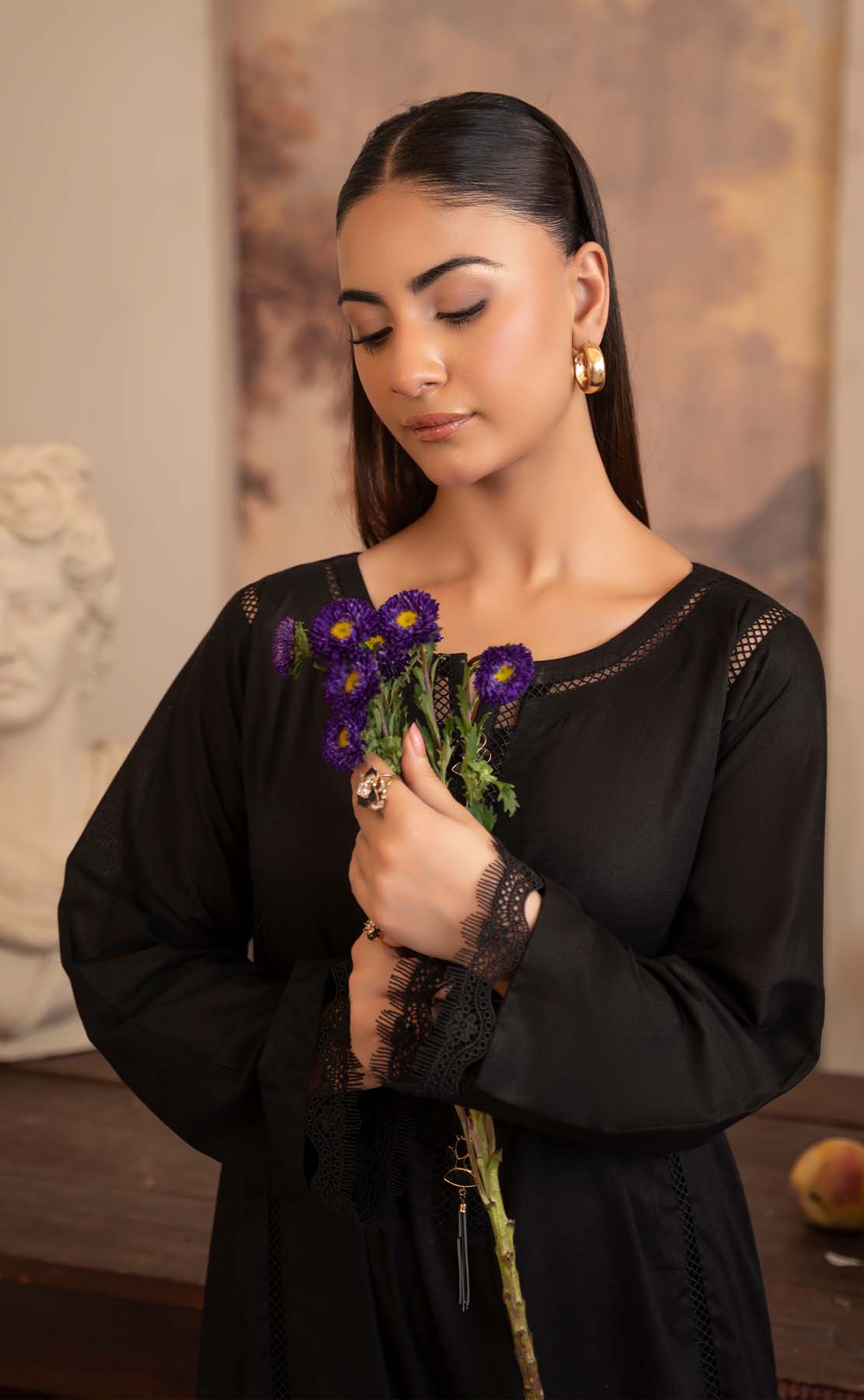 Noir Elegance